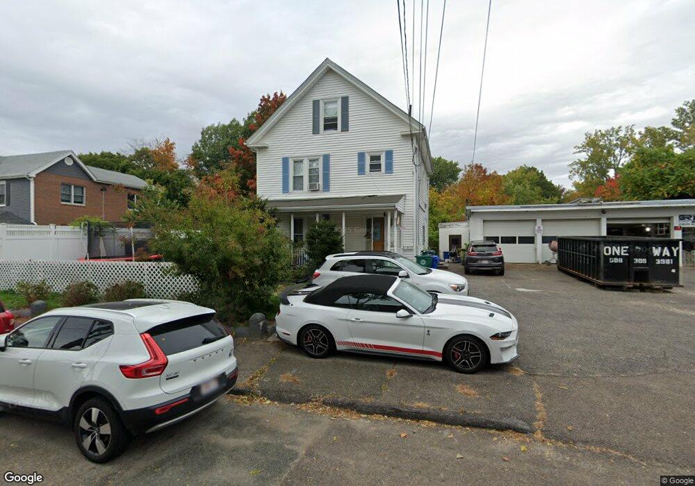 50 Farwell St unit 10, Newtonville, MA 02460 - photo 1