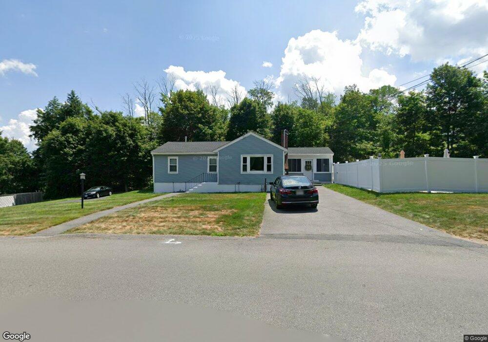 371 10th St, Dracut, MA 01826 - photo 1