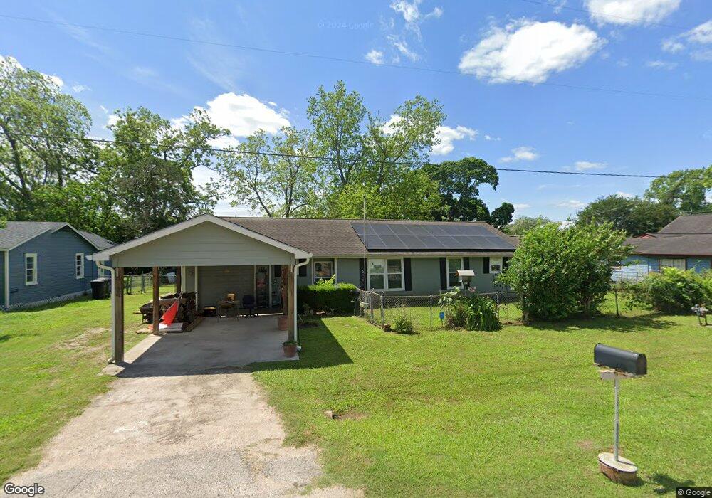 230 E Texas St, Brazoria, TX 77422 - photo 1