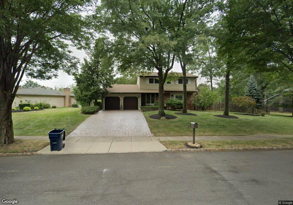 11 Woodlake Dr, Piscataway, NJ 08854 - photo 1