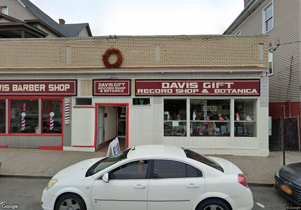 651 E Main St, Waterbury, CT 06702 - photo 1