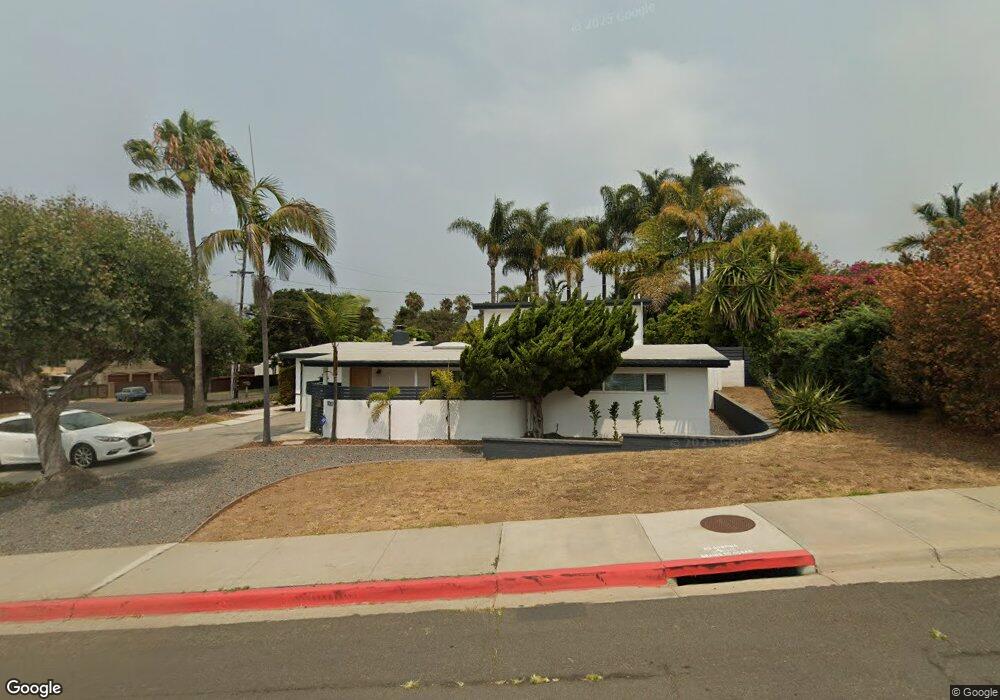 1120 Chestnut Ave, Carlsbad, CA 92008 - photo 1