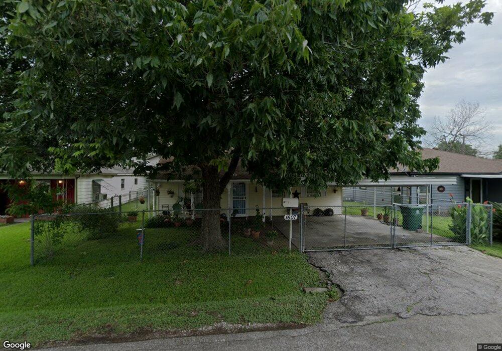 1607 Walton St, Houston, TX 77009 - photo 1