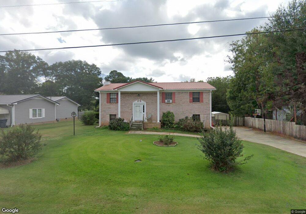 1304 Oakland St, Weaver, AL 36277 - photo 1