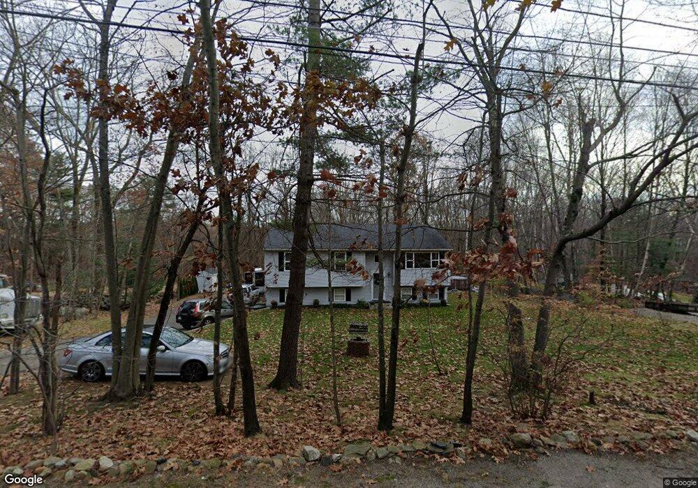 1189 Stafford St, Rochdale, MA 01542 - photo 1