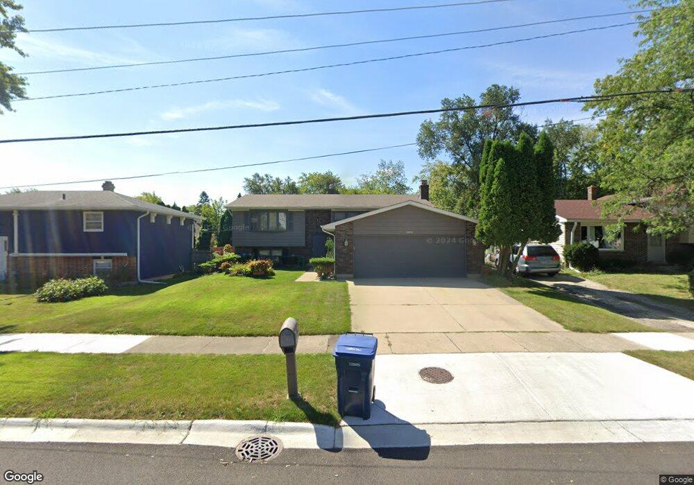 2909 University Ave, Waukegan, IL 60085 - photo 1