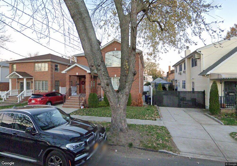 7523 166th St unit 2fl, Fresh Meadows, NY 11366 - photo 1