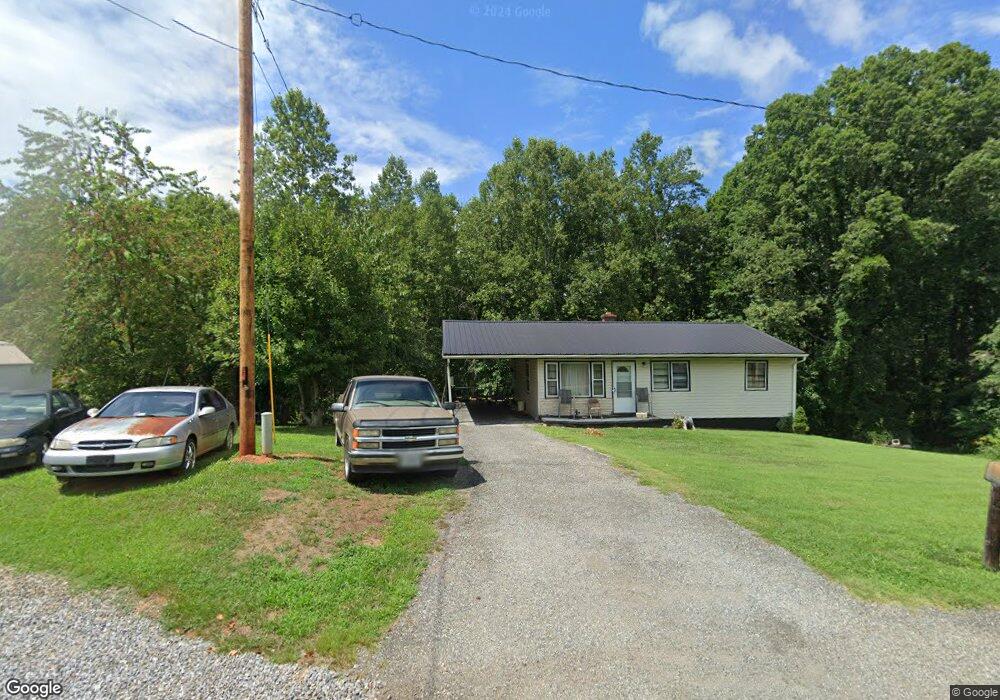 1779 Elijah Cir, Martinsville, VA 24112 - photo 1