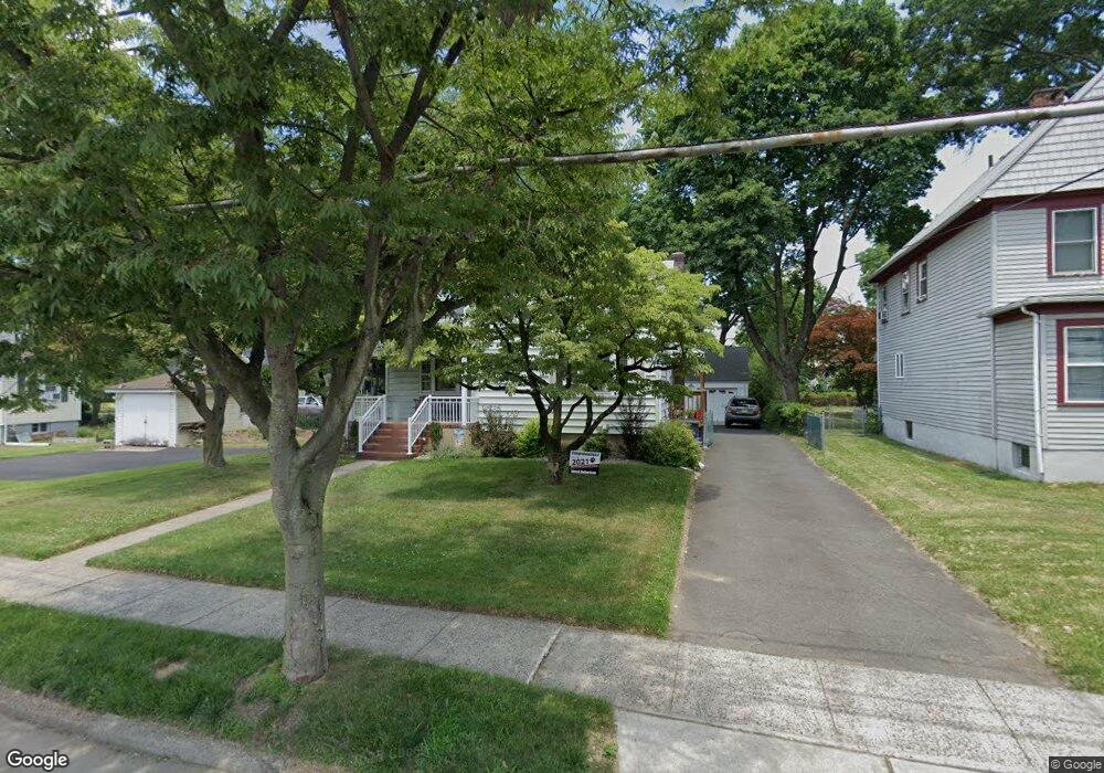 346 Walnut St, Dunellen, NJ 08812 - photo 1