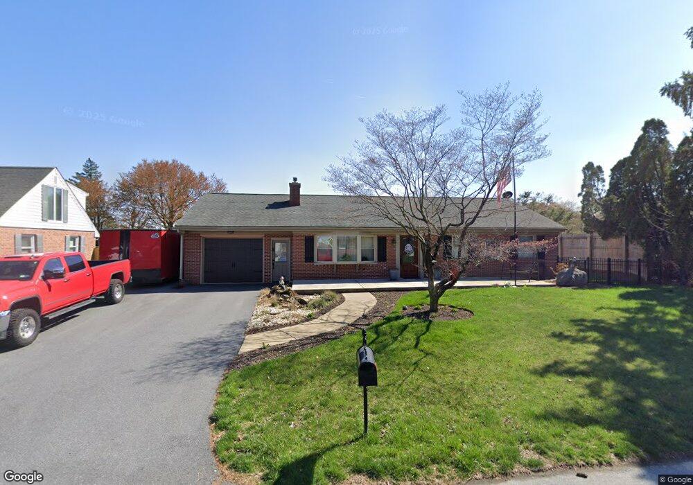 46 Cedar Ave, Ephrata, PA 17522 - photo 1