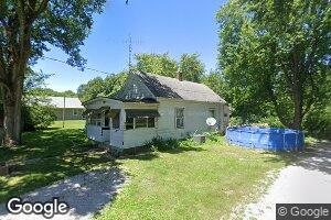 189 S 3rd St, Nokomis, IL 62075