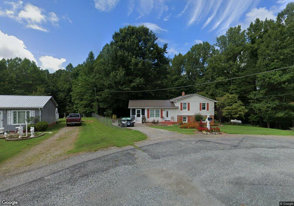 245 Paradise Hills, Martinsville, VA 24112 - photo 1