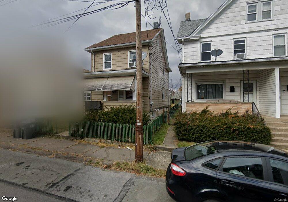 521 W Green St, West Hazleton, PA 18202 - photo 1