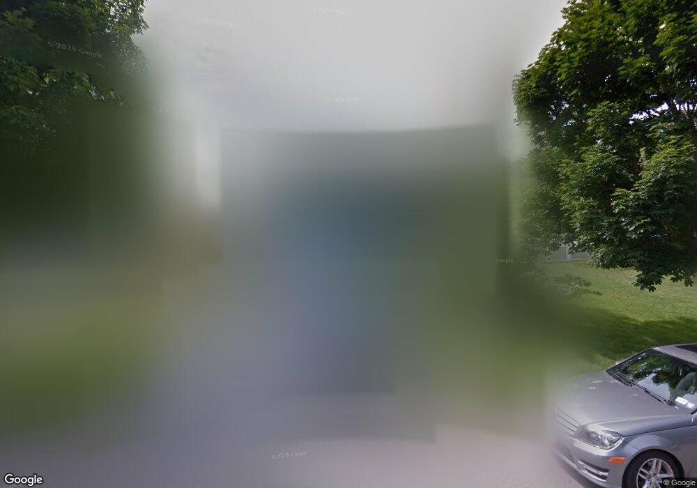 3 Max Way, ComMacK, NY 11725 - photo 1