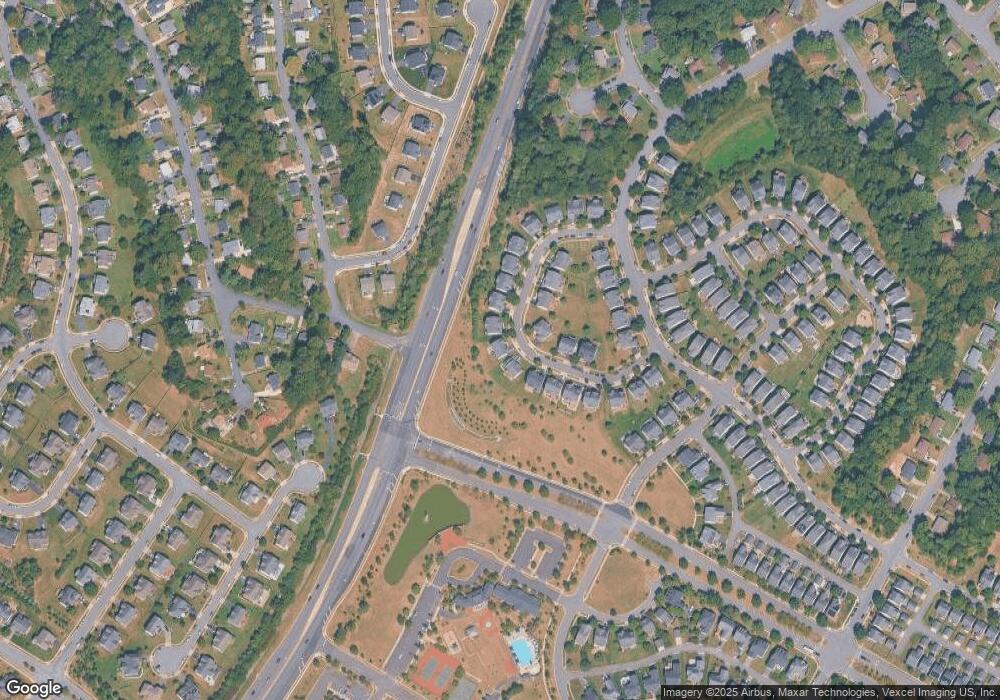 2836 Compass Cir, Woodbridge, VA 22191 - photo 1