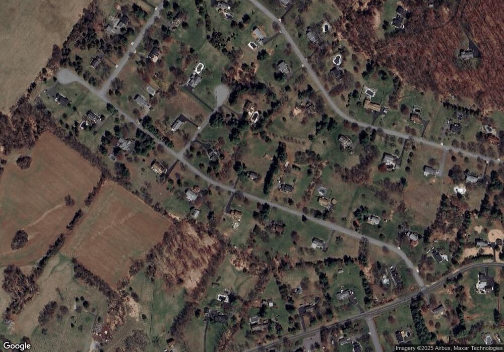 11 Shepherds Ln, Whitehouse Station, NJ 08889 - photo 1