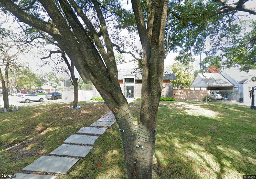 730 W 39th St, Houston, TX 77018 - photo 1