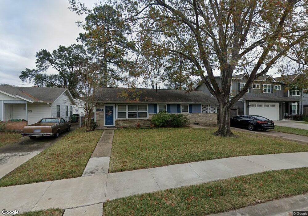 1515 Cheshire Ln, Houston, TX 77018 - photo 1