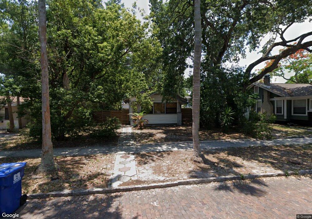 1016 Jackson St N, Saint Petersburg, FL 33705 - photo 1