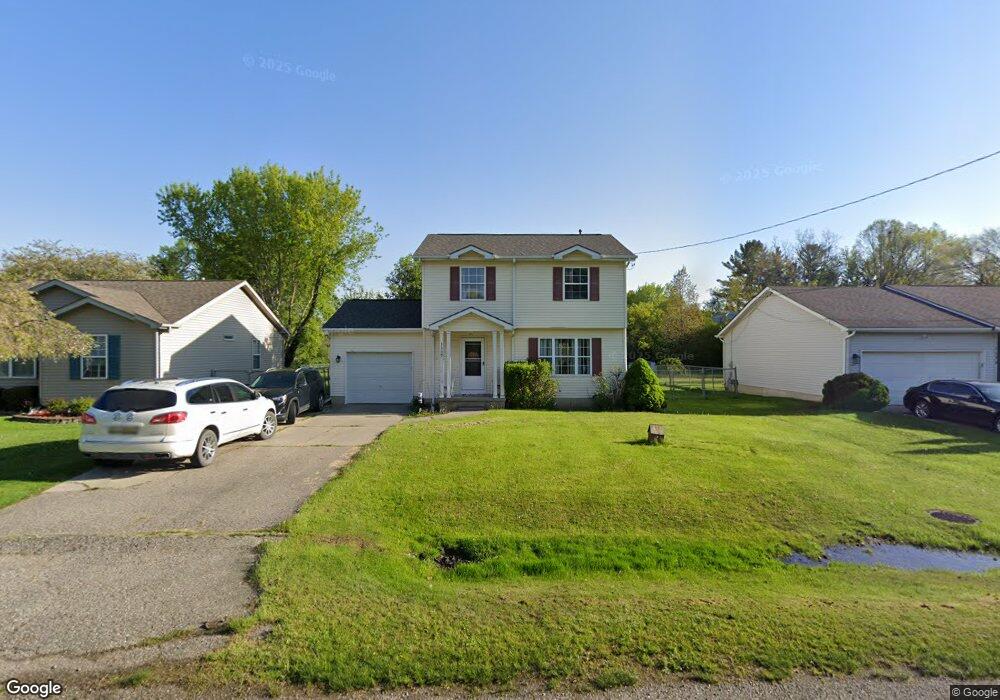 1127 Windsor St, Flint, MI 48507 - photo 1