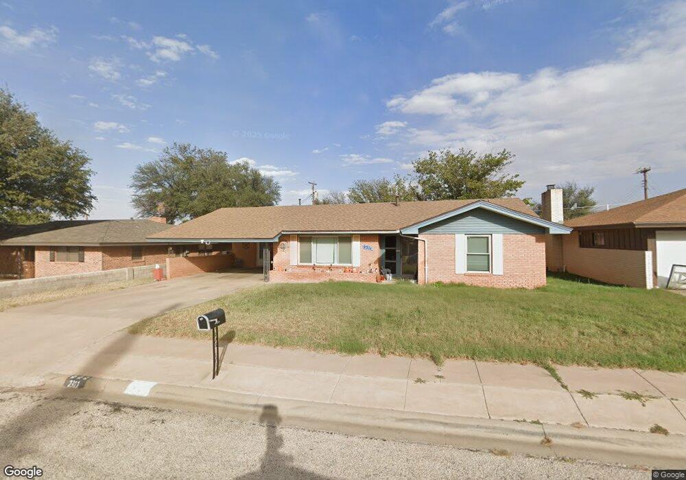 2311 Lynn Dr, Big Spring, TX 79720 - photo 1