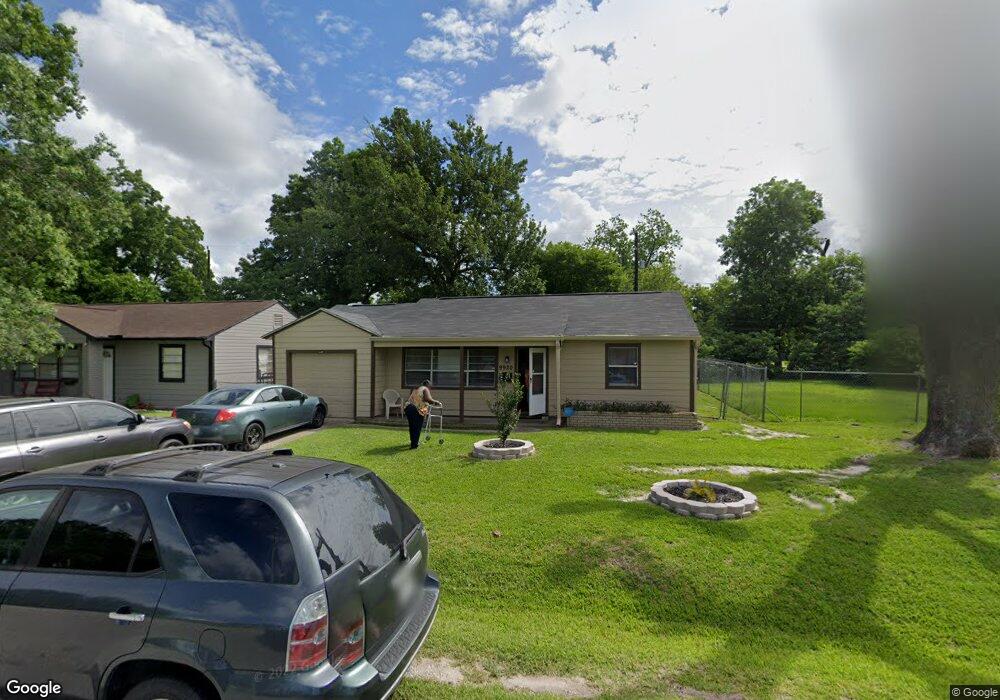 9920 Genemaury St, Houston, TX 77088 - photo 1