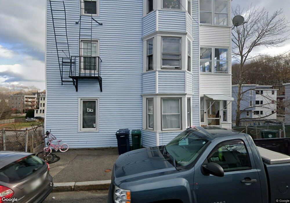 37 Pike St unit 3, Biddeford, ME 04005 - photo 1