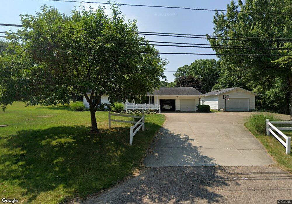 1536 W Nimisila Rd, New Franklin, OH 44216 - photo 1