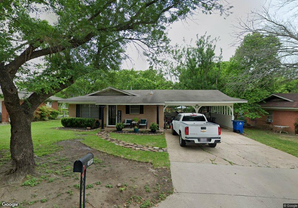 1405 Nichols St, Ennis, TX 75119 - photo 1