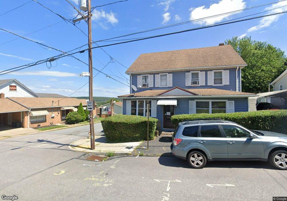 923 N Vine St, Hazleton, PA 18201 - photo 1