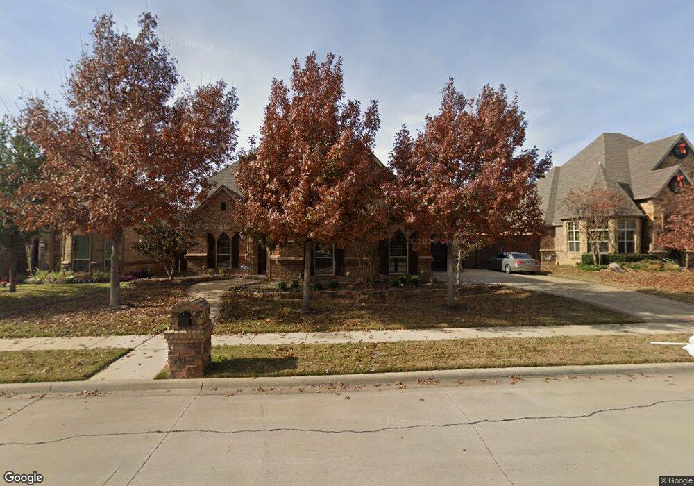 8005 Hallmark Dr, North Richland Hills, TX 76182 - photo 1