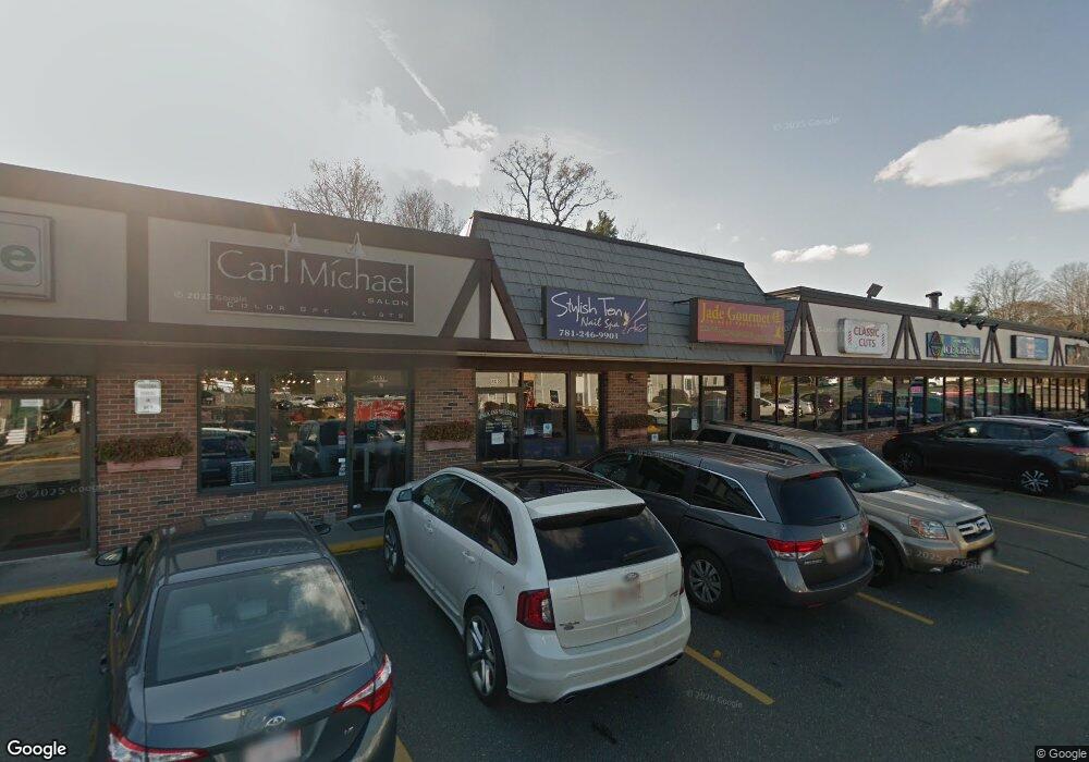 405 Lowell St unit 8, Wakefield, MA 01880 - photo 1