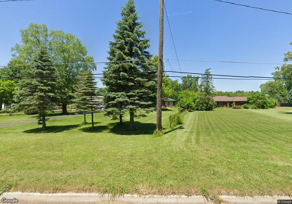 6125 Richfield Rd, Flint, MI 48506 - photo 1