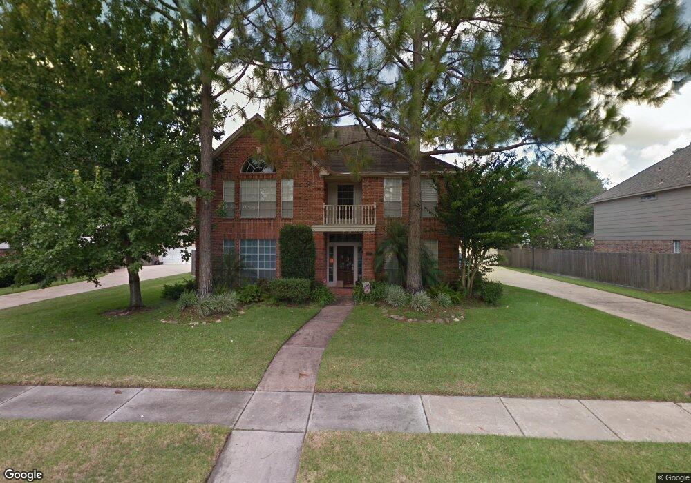 408 Windsor Dr, Friendswood, TX 77546 - photo 1