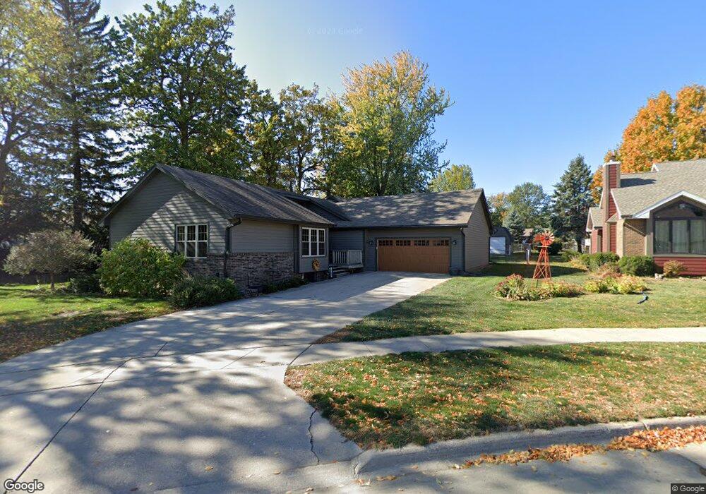 1201 E 16th St S, Newton, IA 50208 - photo 1