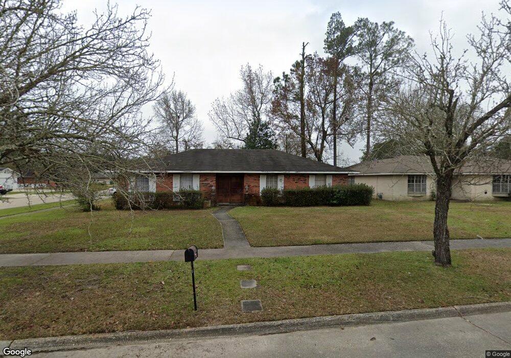 1569 Englewood Dr, Slidell, LA 70458 - photo 1