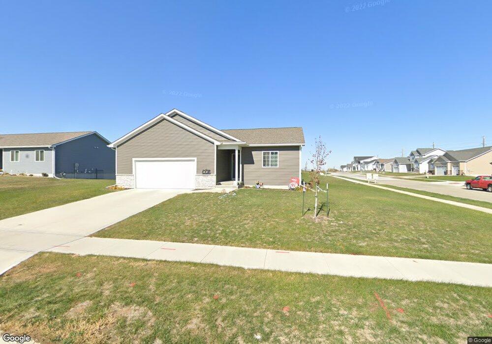 2510 N 7th Ave E, Newton, IA 50208 - photo 1