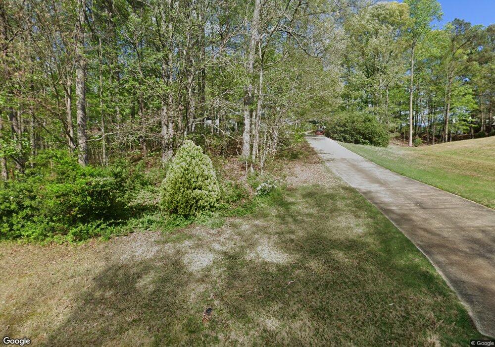 4635 Fox Forrest Dr, Flowery Branch, GA 30542 - photo 1