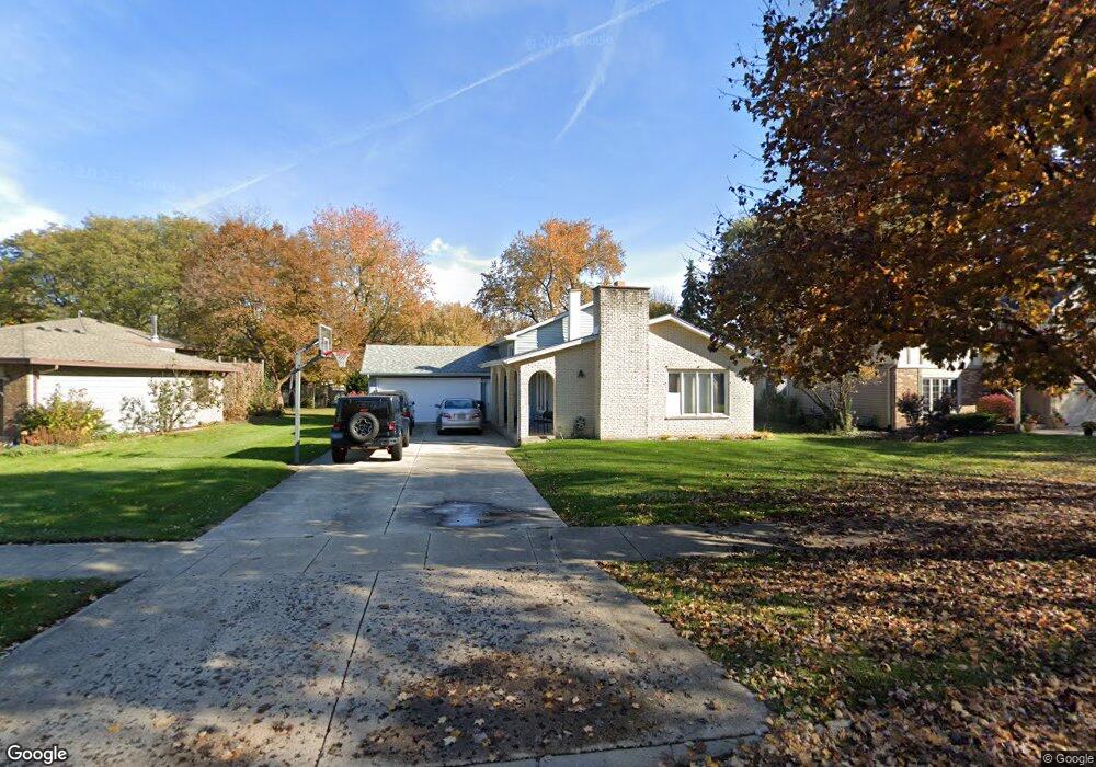 254 Bay Colony Dr, Naperville, IL 60565 - photo 1