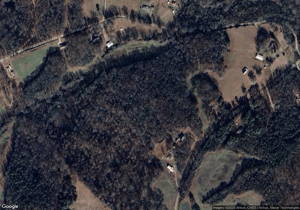 1429 Crumps Bridge Rd, Martin, GA 30557 - photo 1