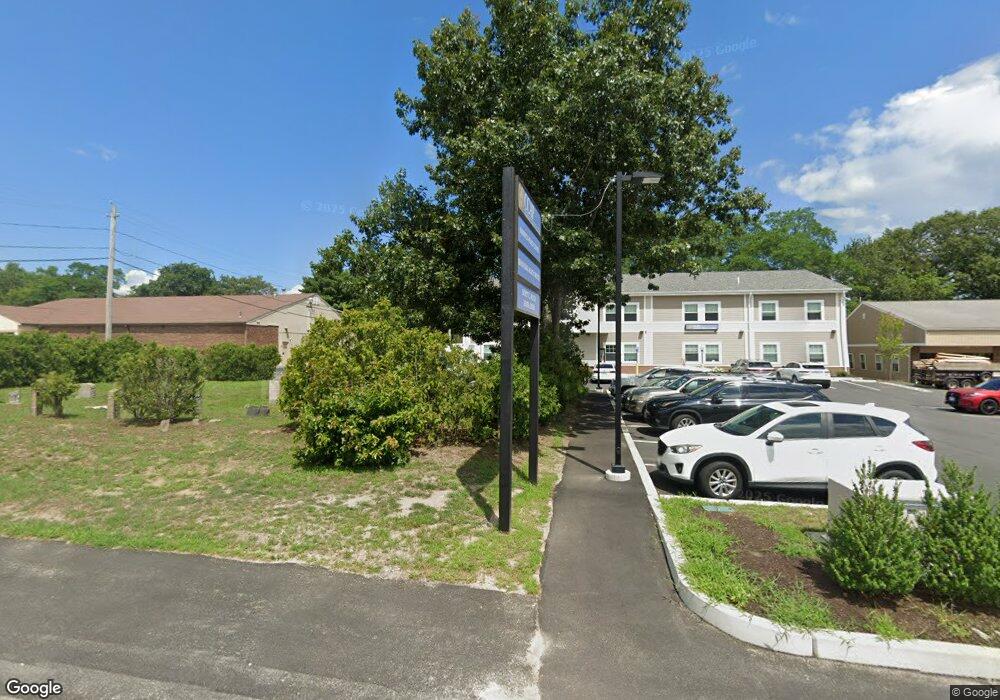 206 Buttonwoods Ave unit B,C,D, Warwick, RI 02886 - photo 1