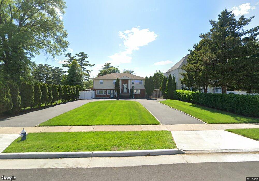 115 Hilton Ave, Hempstead, NY 11550 - photo 1