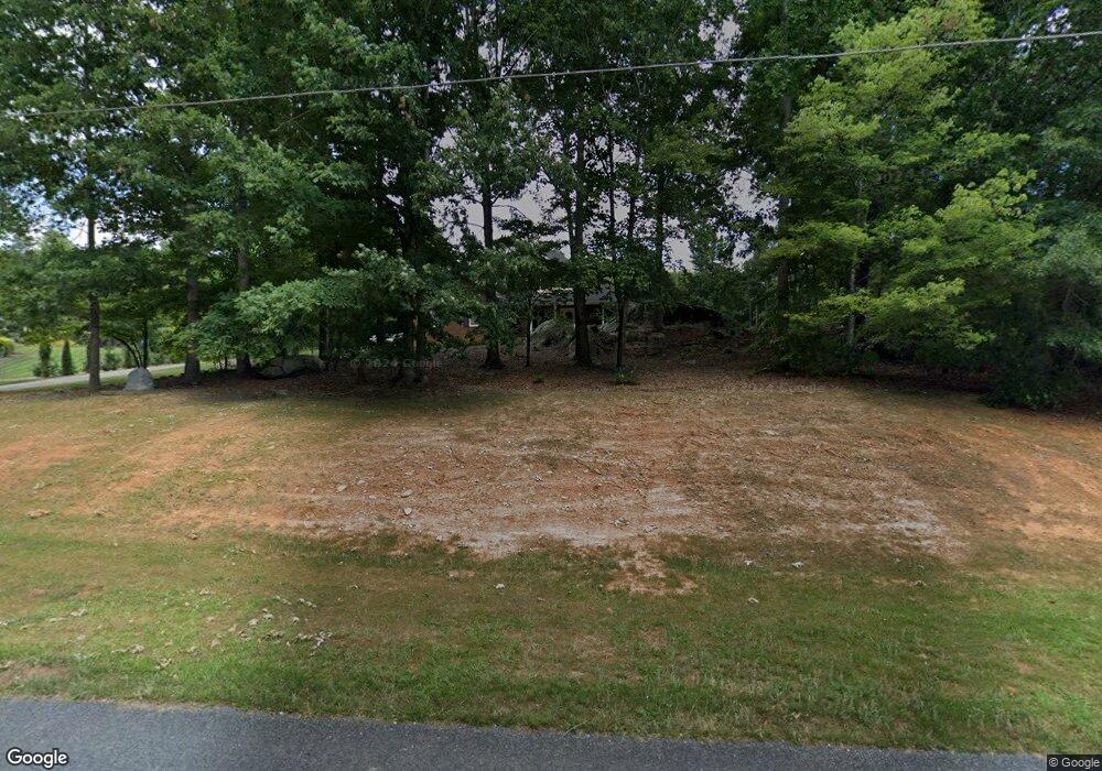 275 Lawrence Dr, Asheboro, NC 27205 - photo 1