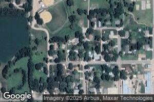 904 W 4th St, Crofton, NE 68730