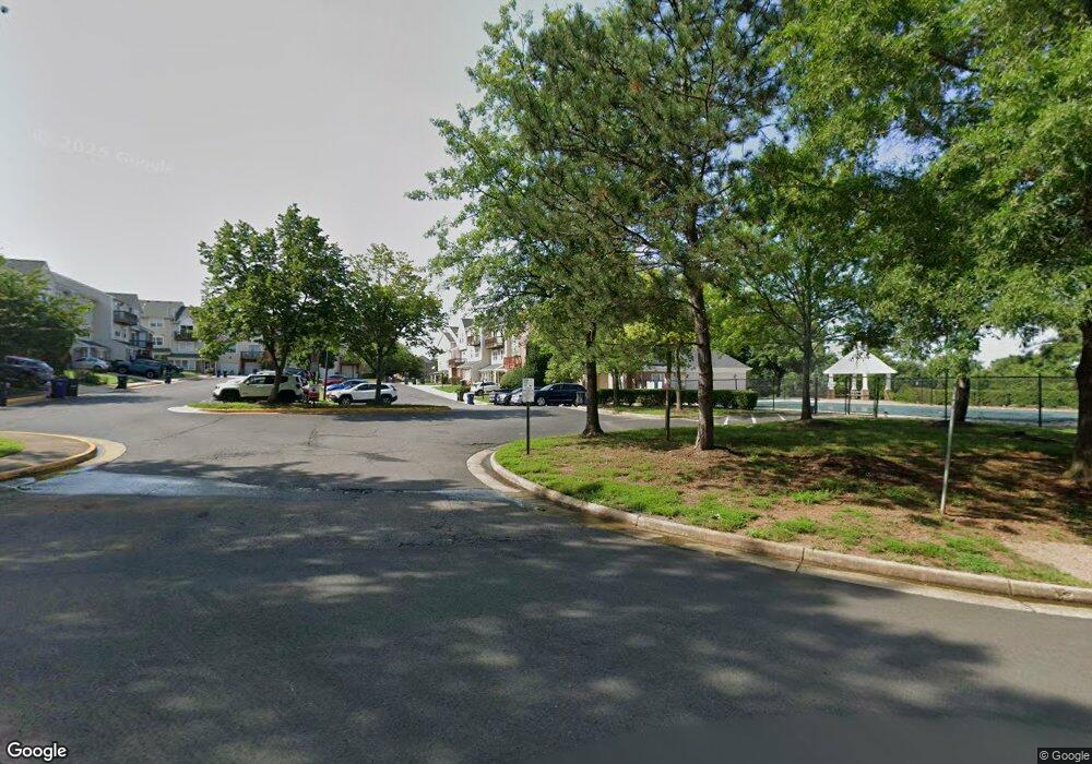 8009 Coachcrest Ct, Manassas, VA 20109 - photo 1