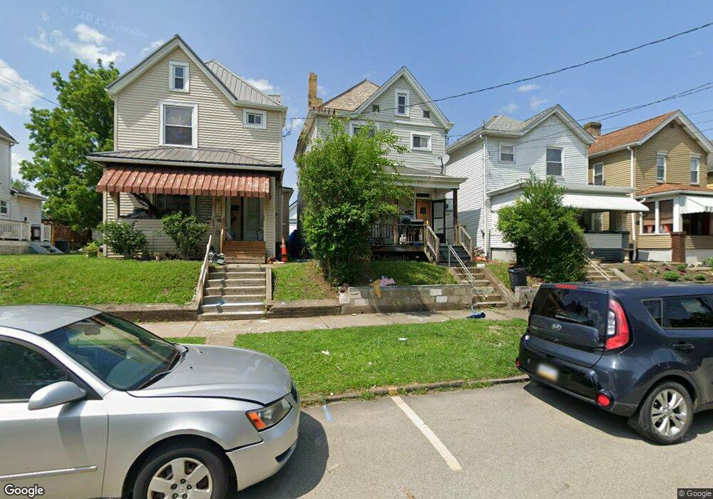 143 Franklin Ave, Vandergrift, PA 15690 - photo 1