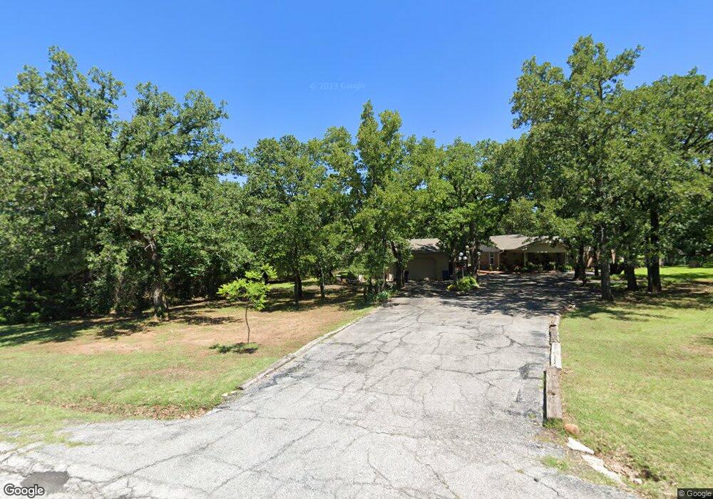 1065 Walnut Hill Dr, Duncan, OK 73533 - photo 1