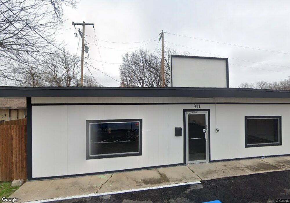 811 S Cherry Ln, White Settlement, TX 76108 - photo 1