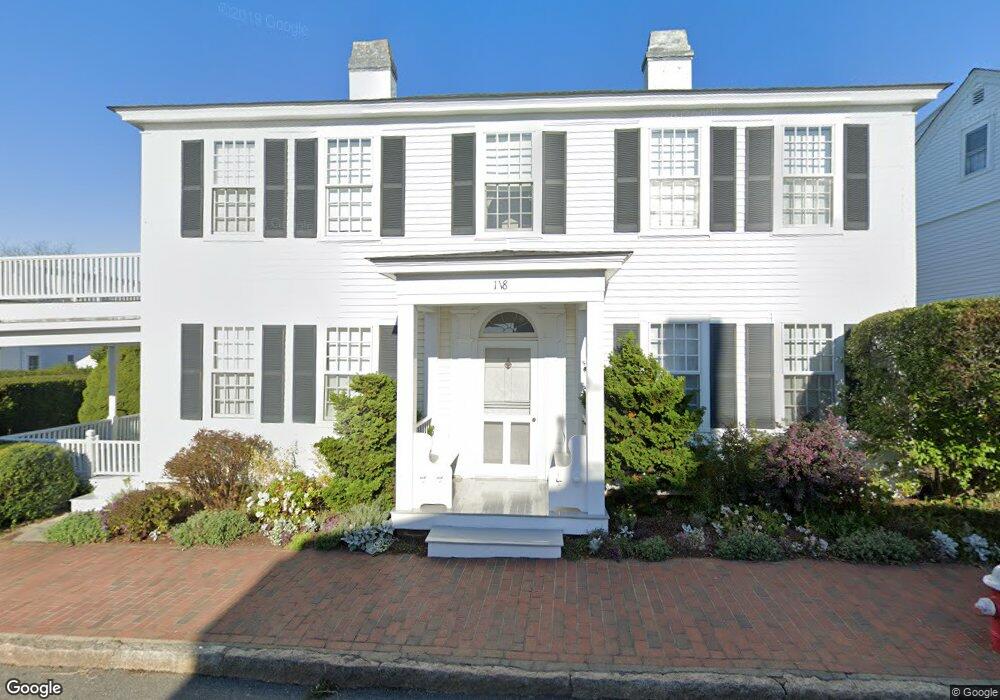 118 N Water St, Edgartown, MA 02539 - photo 1