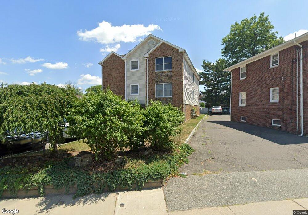 726 Riverside Ave unit 1, Lyndhurst, NJ 07071 - photo 1